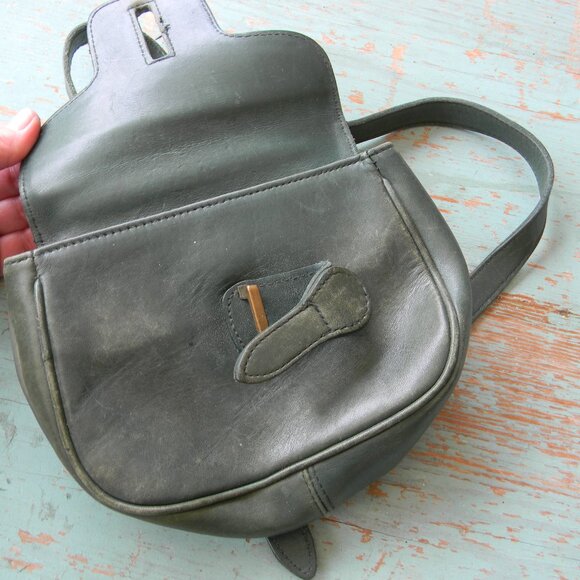 J.G. Hook Accessories Green Leather Shoulder Crossbody Flap Purse Bag Brass Loop - Picture 7 of 9